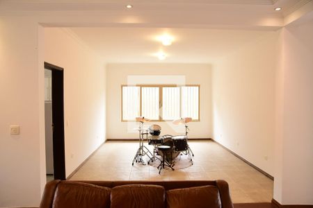 Sala de casa para alugar com 4 quartos, 260m² em Gramado, Cotia