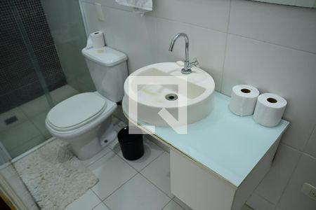 Casa para alugar com 260m², 4 quartos e 4 vagasBanheiro da suíte