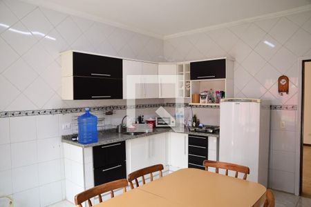 Casa para alugar com 260m², 4 quartos e 4 vagasCozinha