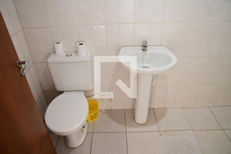 Casa para alugar com 260m², 4 quartos e 4 vagasBanheiro suíte externa