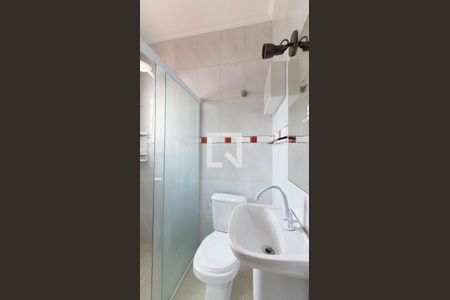 Casa à venda com 80m², 2 quartos e 2 vagasBanheiro da Suíte 1