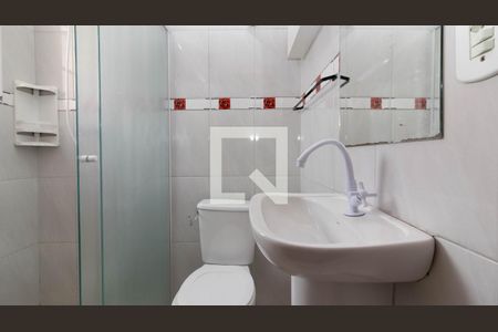 Casa à venda com 80m², 2 quartos e 2 vagasBanheiro da Suíte 1