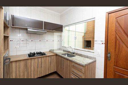 Casa à venda com 80m², 2 quartos e 2 vagasCozinha