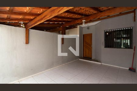 Casa à venda com 80m², 2 quartos e 2 vagasGaragem