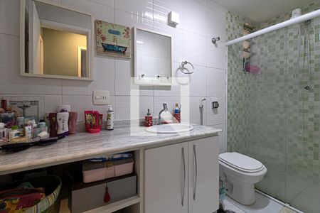 Banheiro social  de apartamento à venda com 2 quartos, 77m² em Aclimação, São Paulo