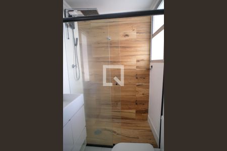 Apartamento para alugar com 72m², 2 quartos e 1 vaga Apartamento para alugar com 72m², 2 quartos e 1 vagaBanheiro