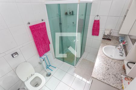 Casa à venda com 110m², 3 quartos e sem vaga Casa à venda com 110m², 3 quartos e sem vagaBanheiro