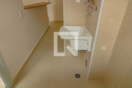 Apartamento para alugar com 62m², 2 quartos e 1 vagaÁrea de serviço