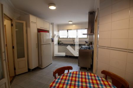 Apartamento à venda com 190m², 3 quartos e 3 vagasCozinha