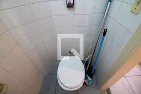 Apartamento à venda com 190m², 3 quartos e 3 vagasBanheiro de Serviço