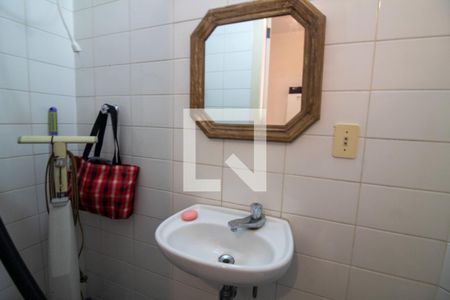 Apartamento à venda com 190m², 3 quartos e 3 vagasBanheiro de Serviço