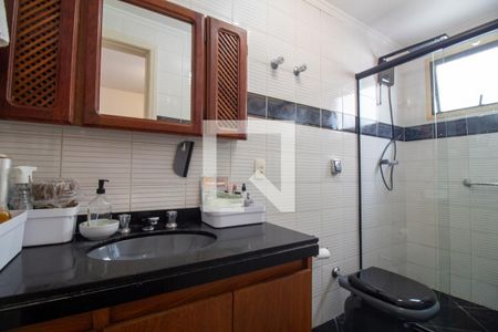 Apartamento à venda com 190m², 3 quartos e 3 vagasBanheiro da Suíte 2