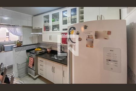 Apartamento à venda com 60m², 2 quartos e sem vagaCozinha e Área de Serviço