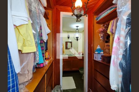 Apartamento à venda com 98m², 3 quartos e 2 vagasCloset da suíte
