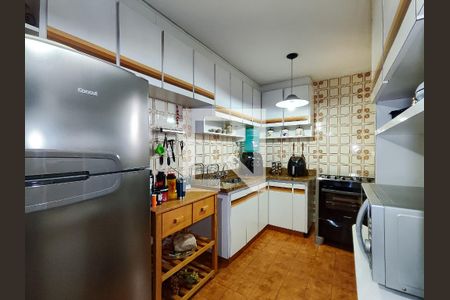 Apartamento à venda com 98m², 3 quartos e 2 vagasCozinha