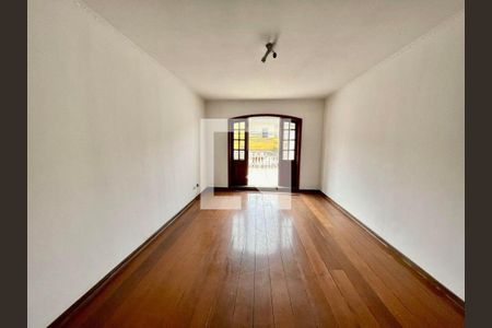 Casa à venda com 3 quartos, 157m² em Vila Sonia, São Paulo