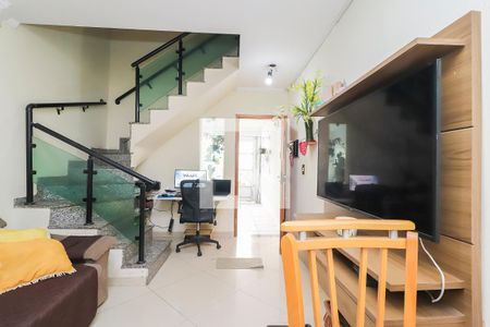 Sala de casa de condomínio à venda com 2 quartos, 102m² em Itaquera, São Paulo