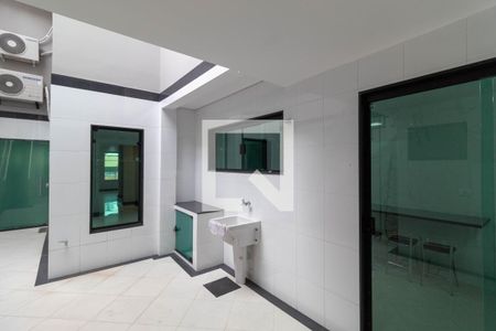 Casa à venda com 200m², 3 quartos e 2 vagasÁrea de Serviço 1