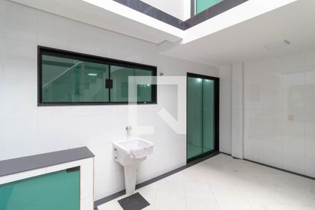 Casa à venda com 200m², 3 quartos e 2 vagasÁrea de Serviço 1