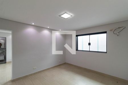 Casa à venda com 200m², 3 quartos e 2 vagasSuíte