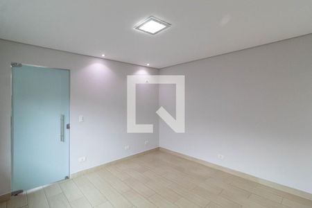 Casa à venda com 200m², 3 quartos e 2 vagasSuíte