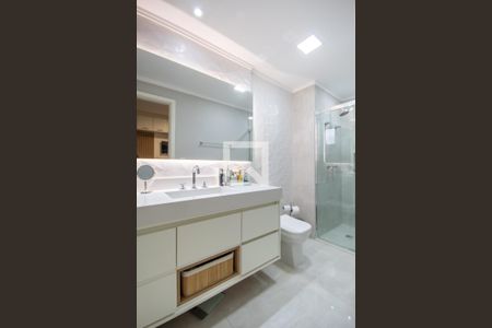 Banheiro da Suíte de apartamento à venda com 2 quartos, 80m² em Centro, Osasco