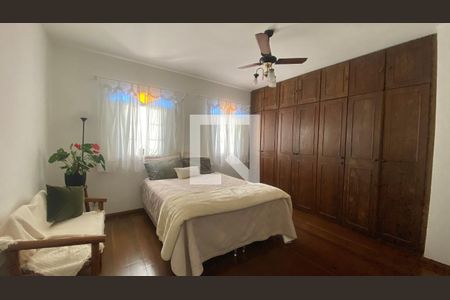 Casa à venda com 500m², 7 quartos e 3 vagasQuarto Suíte 2