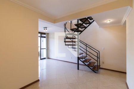 Sala principal de apartamento para alugar com 4 quartos, 195m² em Taquaral, Campinas