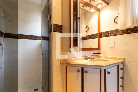 Banheiro da suíte 1 de apartamento para alugar com 4 quartos, 195m² em Taquaral, Campinas