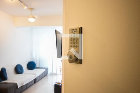 Fechadura Eletrônica de apartamento à venda com 2 quartos, 57m² em Parque Reboucas, São Paulo