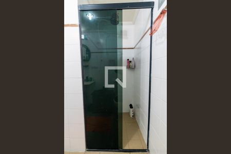 Apartamento à venda com 105m², 3 quartos e 2 vagas Apartamento à venda com 105m², 3 quartos e 2 vagasBanheiro Social Detalhe