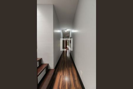 Casa para alugar com 164m², 3 quartos e 3 vagas Casa para alugar com 164m², 3 quartos e 3 vagasCorredor