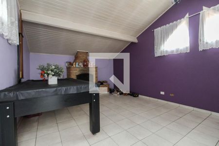 Casa para alugar com 164m², 3 quartos e 3 vagas Casa para alugar com 164m², 3 quartos e 3 vagasSótão