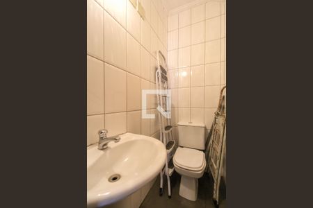 Casa para alugar com 164m², 3 quartos e 3 vagas Casa para alugar com 164m², 3 quartos e 3 vagasBanheiro Garagem