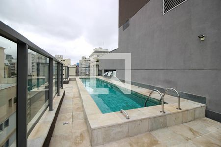 Apartamento à venda com 28m², 1 quarto e sem vagaÁrea comum - Piscina