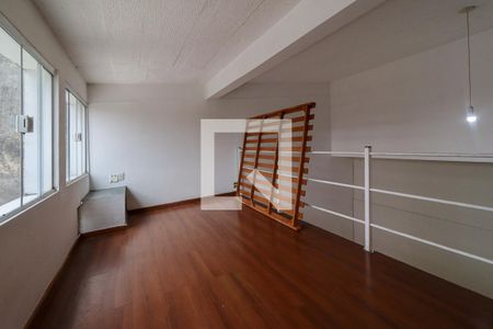 Quarto de casa para alugar com 1 quarto, 45m² em Vila Erna, São Paulo