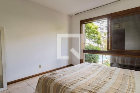 Apartamento à venda com 191m², 3 quartos e 2 vagasDormitório 3