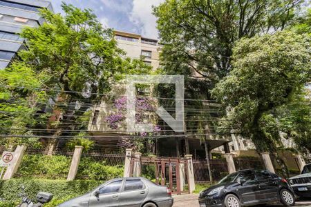 Apartamento à venda com 191m², 3 quartos e 2 vagasFachada