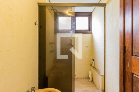 Apartamento à venda com 191m², 3 quartos e 2 vagasBanheiro da Suite