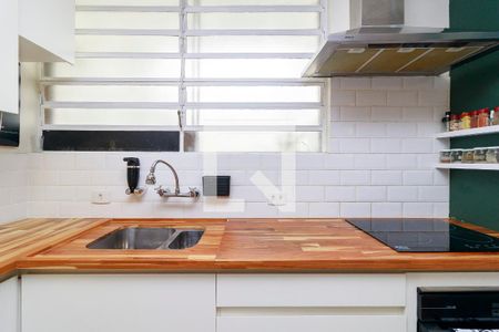 Casa à venda com 104m², 2 quartos e 2 vagas Casa à venda com 104m², 2 quartos e 2 vagasCozinha