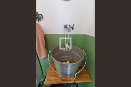 Casa à venda com 104m², 2 quartos e 2 vagas Casa à venda com 104m², 2 quartos e 2 vagasLavabo