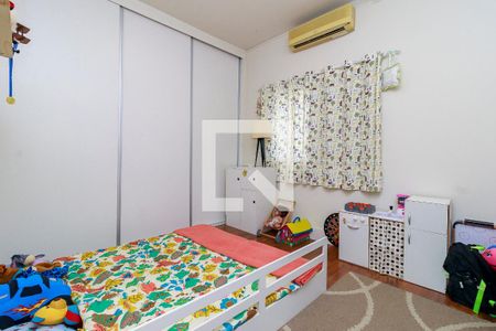 Casa à venda com 104m², 2 quartos e 2 vagas Casa à venda com 104m², 2 quartos e 2 vagasQuarto 2