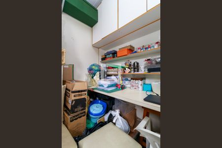 Casa à venda com 104m², 2 quartos e 2 vagas Casa à venda com 104m², 2 quartos e 2 vagasEdícula