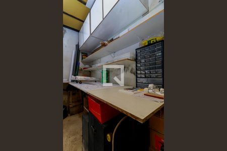 Casa à venda com 104m², 2 quartos e 2 vagas Casa à venda com 104m², 2 quartos e 2 vagasEdícula