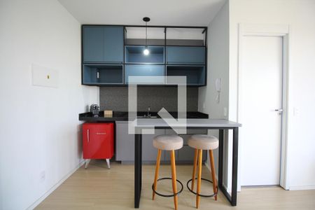 Cozinha de kitnet/studio para alugar com 1 quarto, 26m² em Jardim Panorama, São Paulo