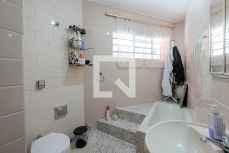 Apartamento à venda com 122m², 2 quartos e sem vagaBanheiro