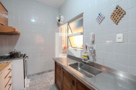 Apartamento à venda com 122m², 2 quartos e sem vagaCozinha e Área de Serviço