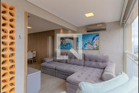 Sala de apartamento à venda com 2 quartos, 123m² em Vila Cordeiro, São Paulo