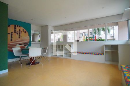 Apartamento para alugar com 74m², 3 quartos e 1 vagaÁrea comum 