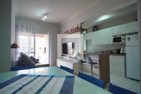 Apartamento para alugar com 74m², 3 quartos e 1 vagaSala 